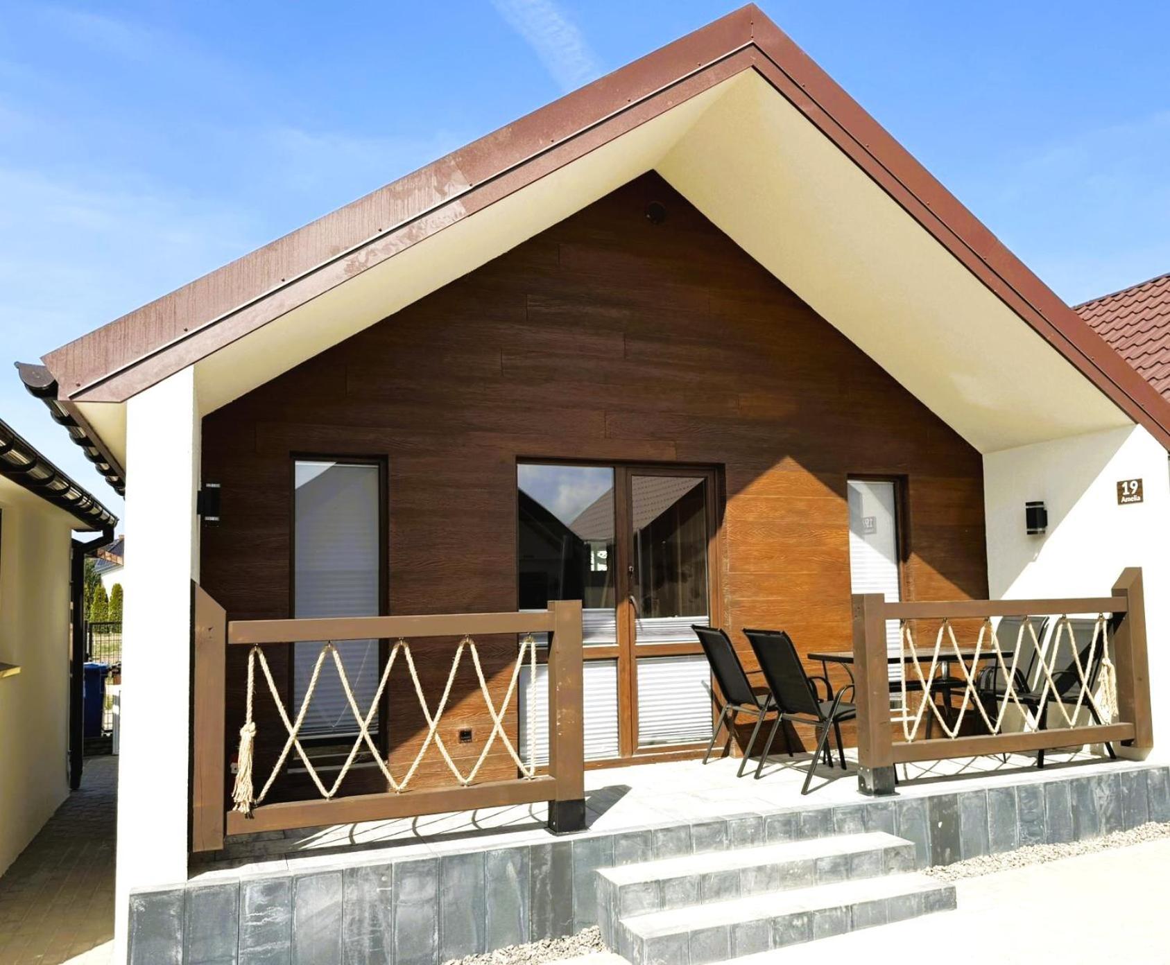 Osrodek Wczasowy Amelia Hotel Jaroslawiec Ngoại thất bức ảnh