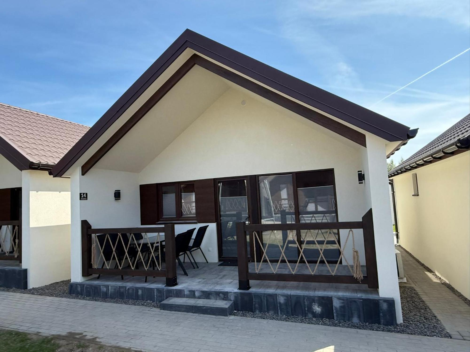 Osrodek Wczasowy Amelia Hotel Jaroslawiec Ngoại thất bức ảnh