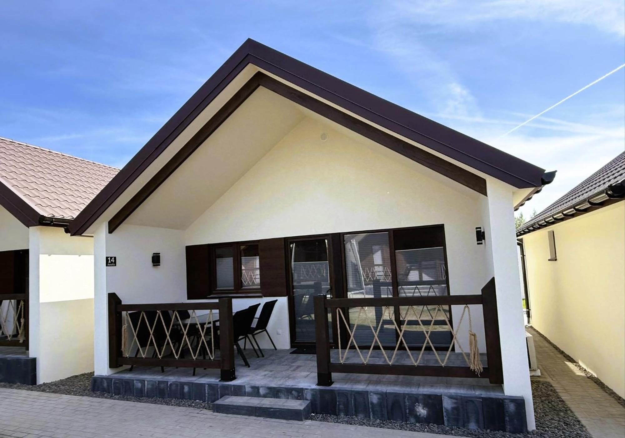 Osrodek Wczasowy Amelia Hotel Jaroslawiec Ngoại thất bức ảnh